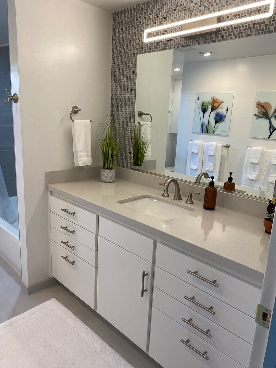 Newly 100% remodeled bathroom. This bathroom has never been used.