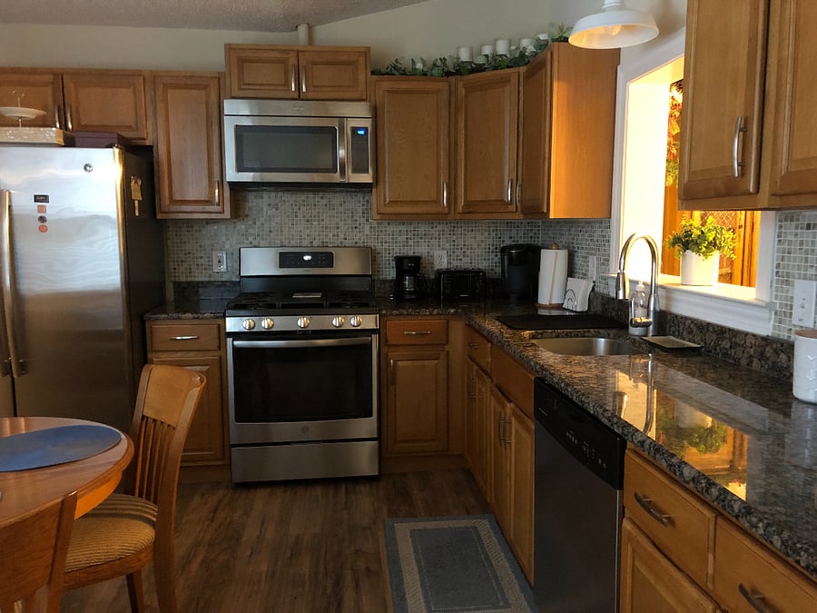 Furnished Finder property 650902_1 photo 6