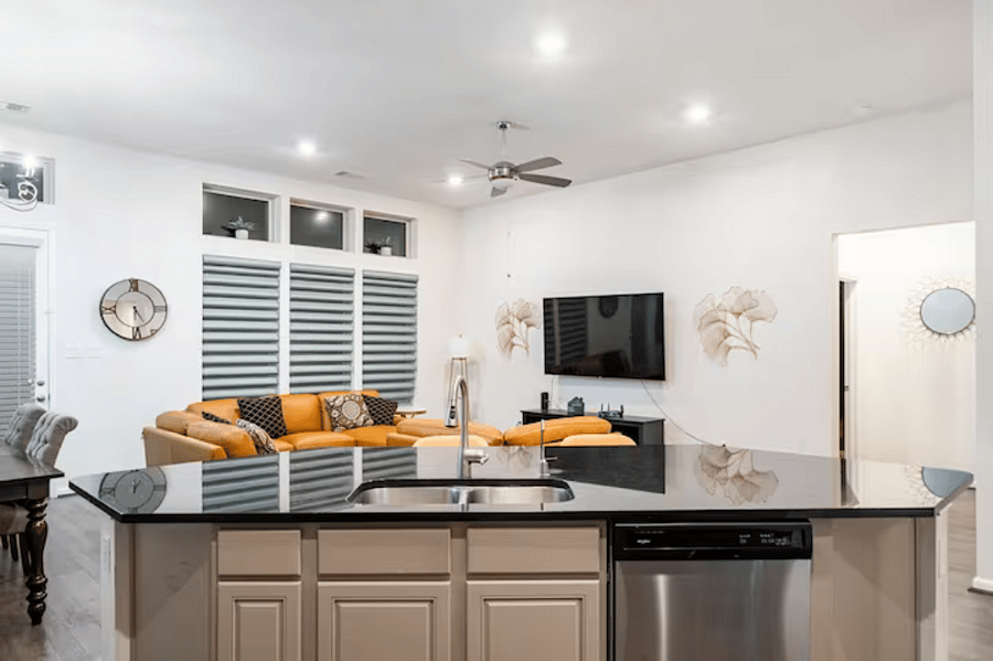 Furnished Finder property 650939_1 photo 21
