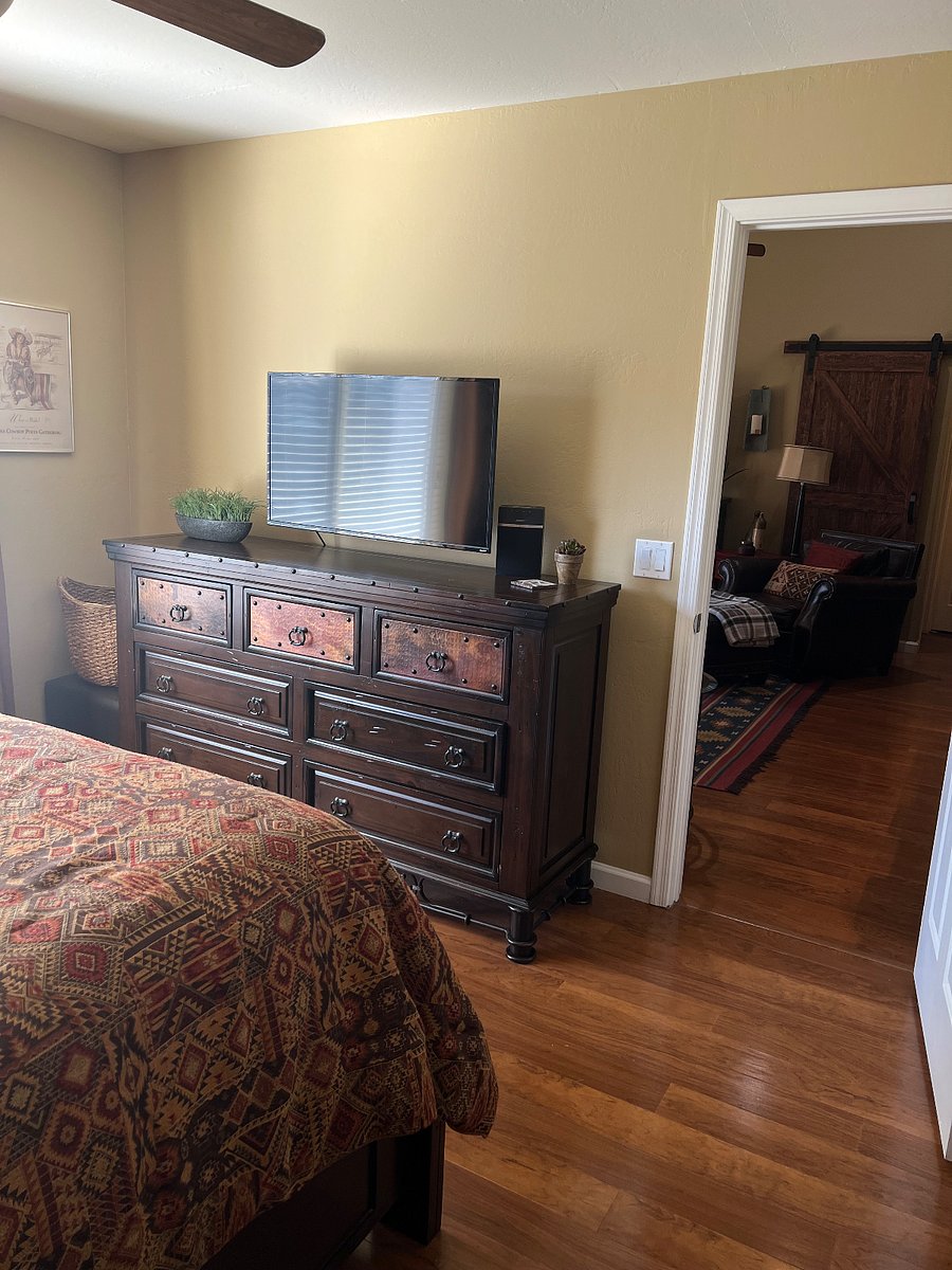Furnished Finder property 650953_1 photo 9