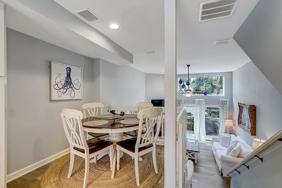 Furnished Finder property 650985_1 photo 9