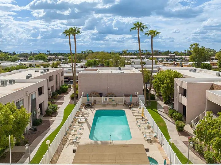 Furnished Finder property 651022_1 photo 15