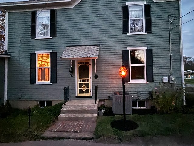 Side Entrance off Alley