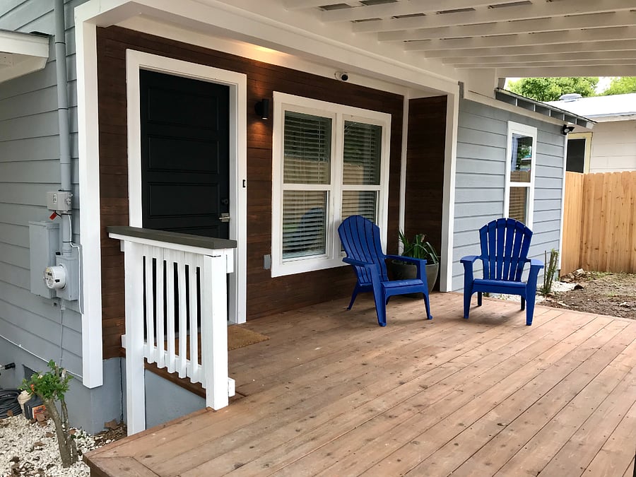 Covered front porchfu
