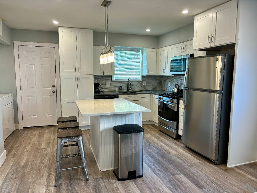 Furnished Finder property 651165_1 photo 9