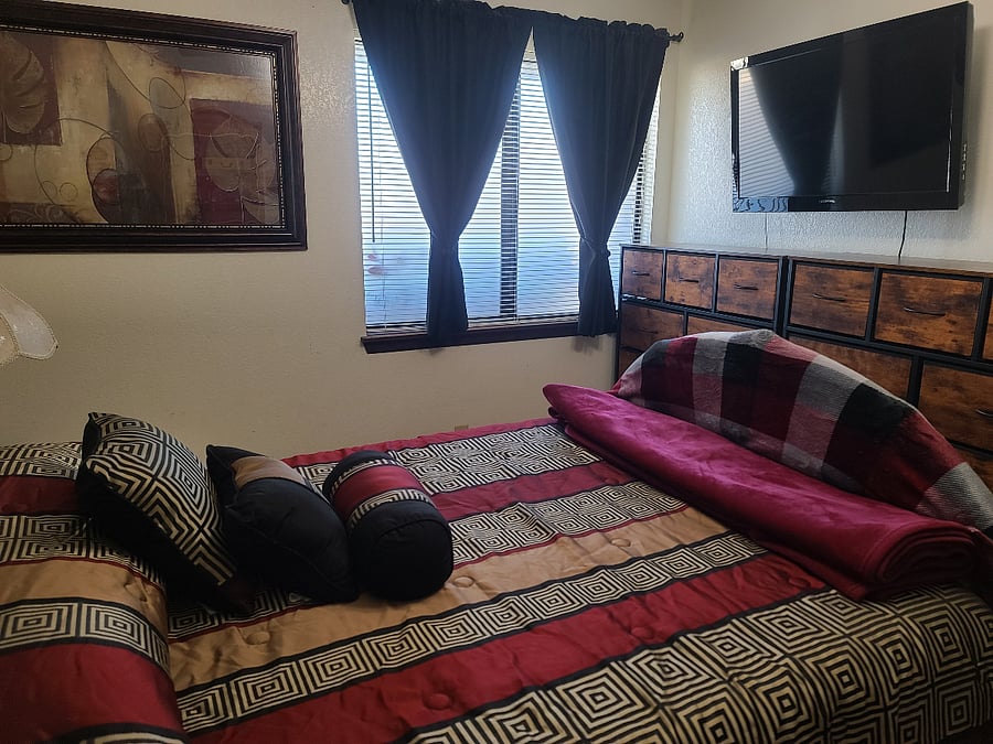 Furnished Finder property 651300_1 photo 10