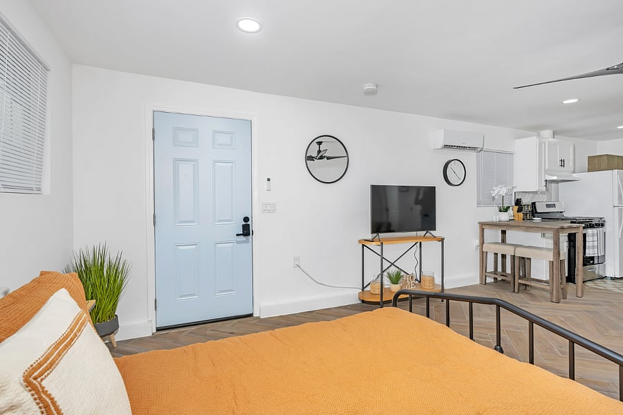 Furnished Finder property 651359_2 photo 5