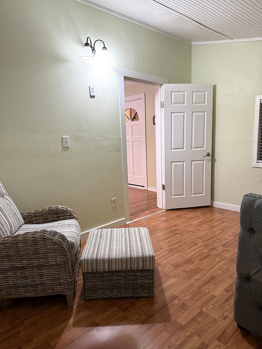 Furnished Finder property 651390_1 photo 17