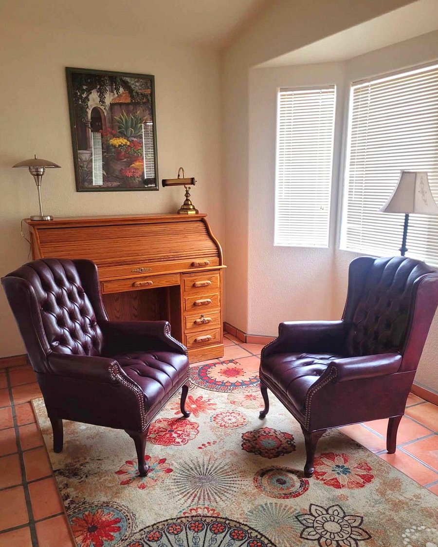 Office/Den or possible 3rd bedroom