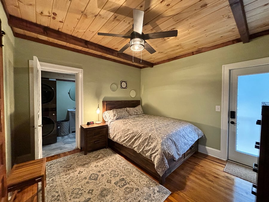 Furnished Finder property 651557_1 photo 13