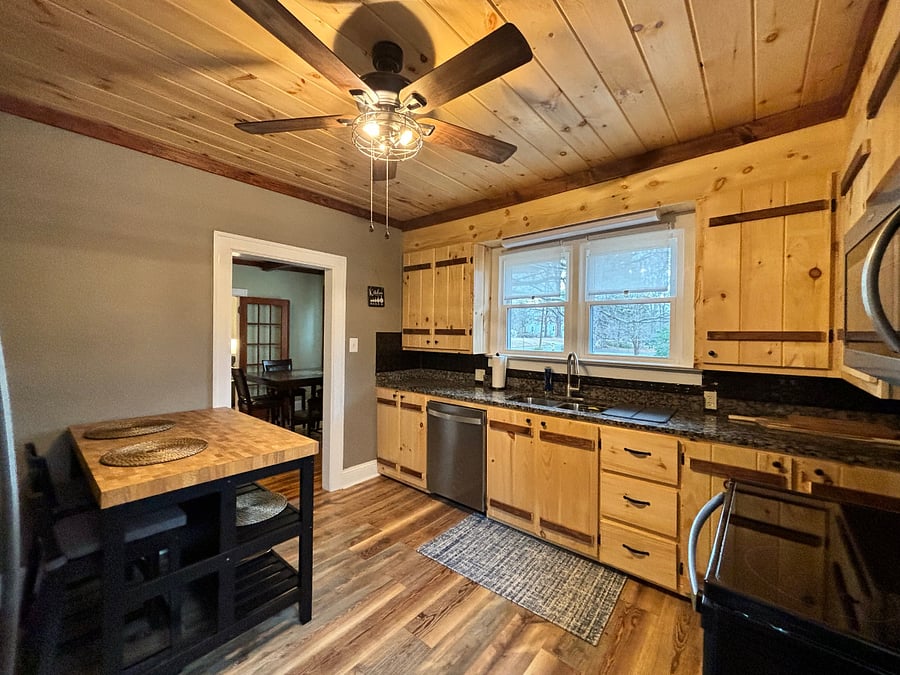 Furnished Finder property 651557_1 photo 11
