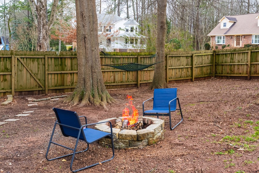 Backyard fire pit