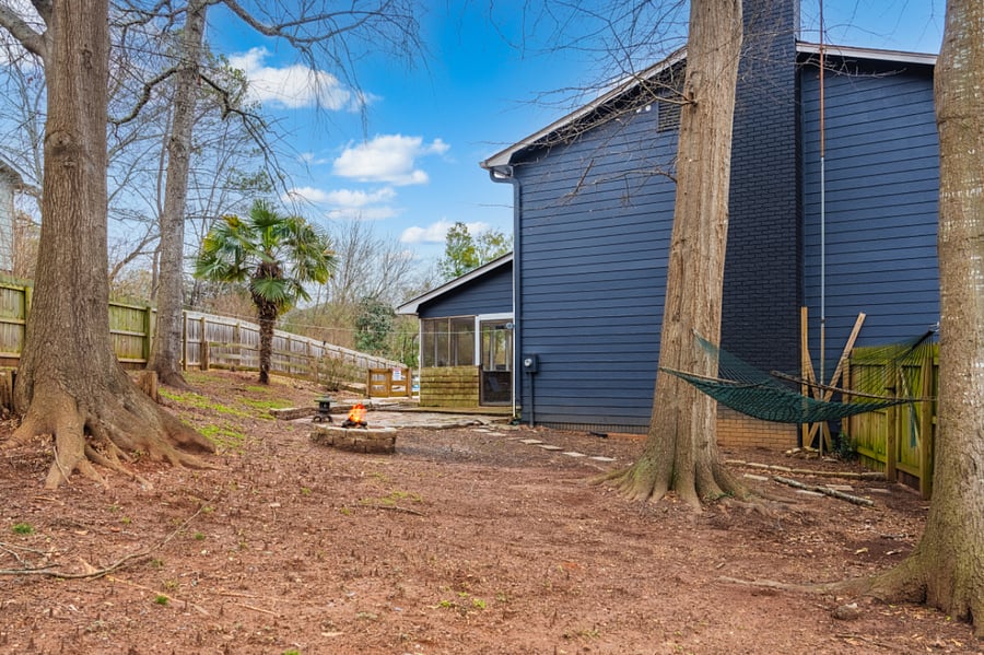 Back yard , fire pit and hammock , plenty of rest and rejuvenation