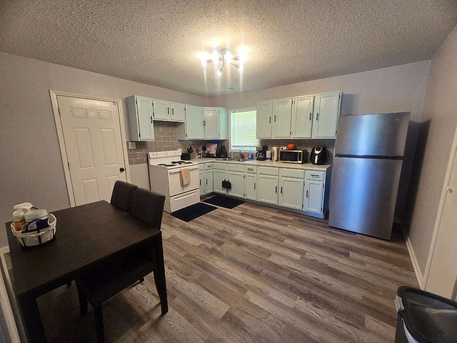 Furnished Finder property 651571_1 photo 20
