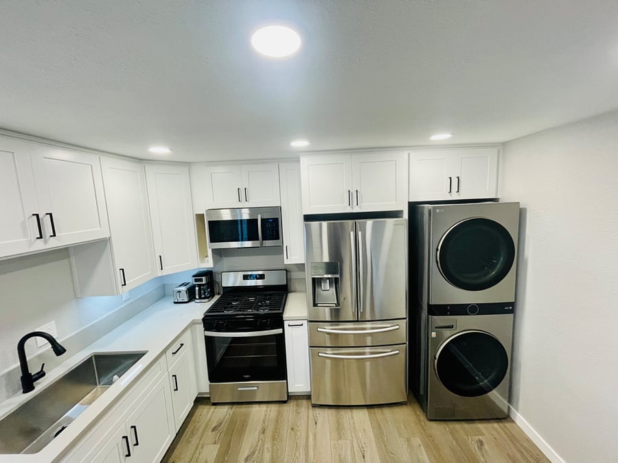 Furnished Finder property 651855_1 photo 7