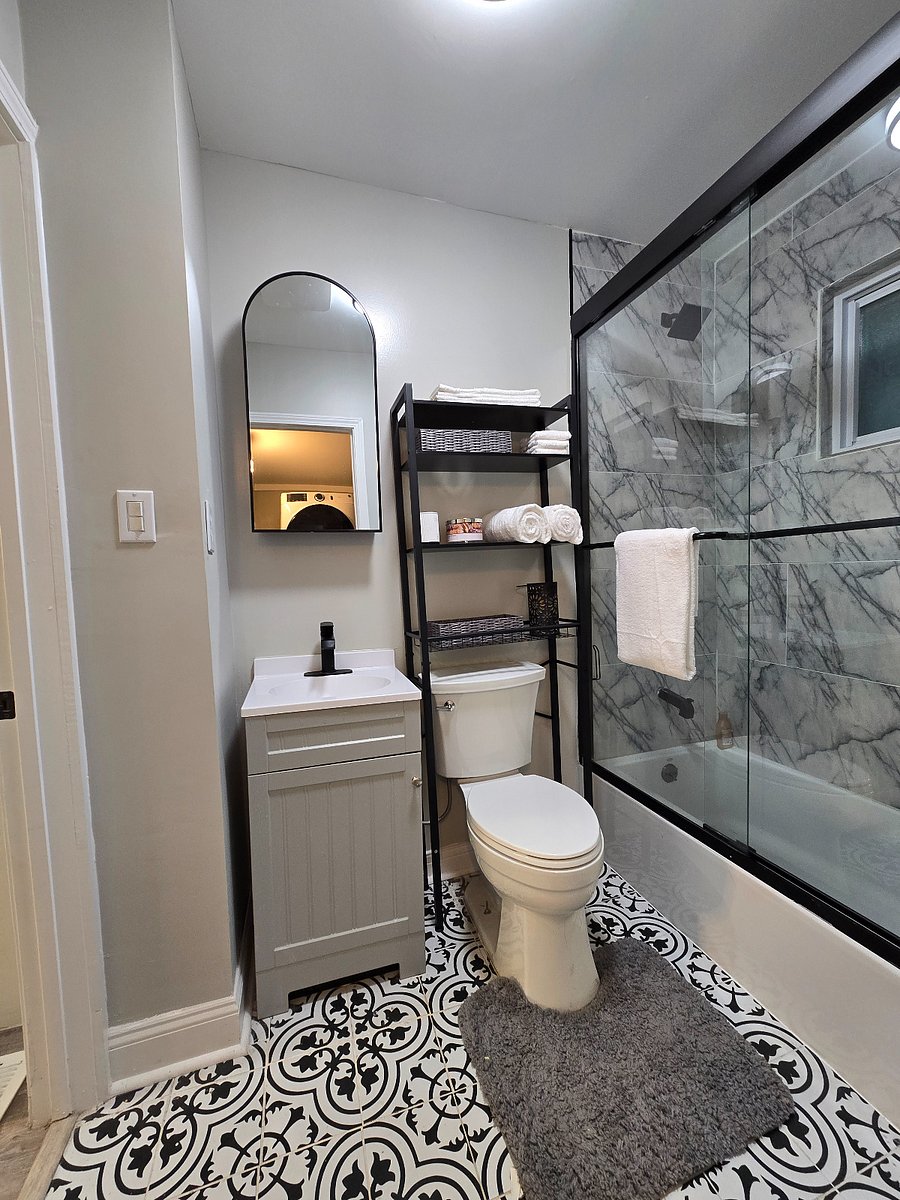Furnished Finder property 651915_2 photo 9