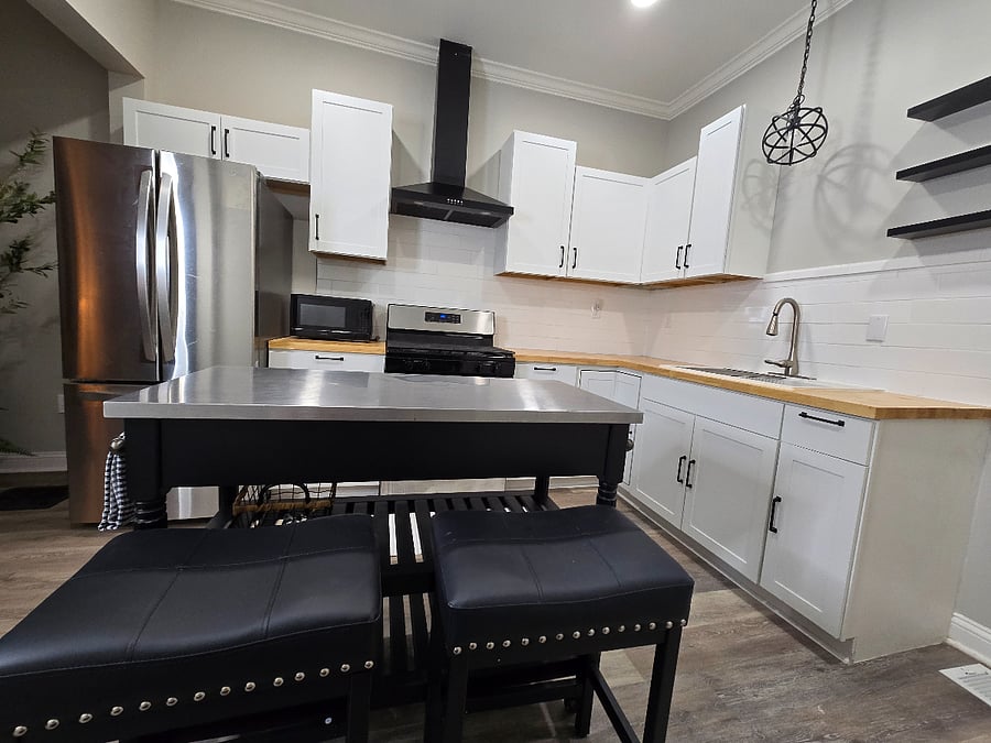 Furnished Finder property 651915_2 photo 6