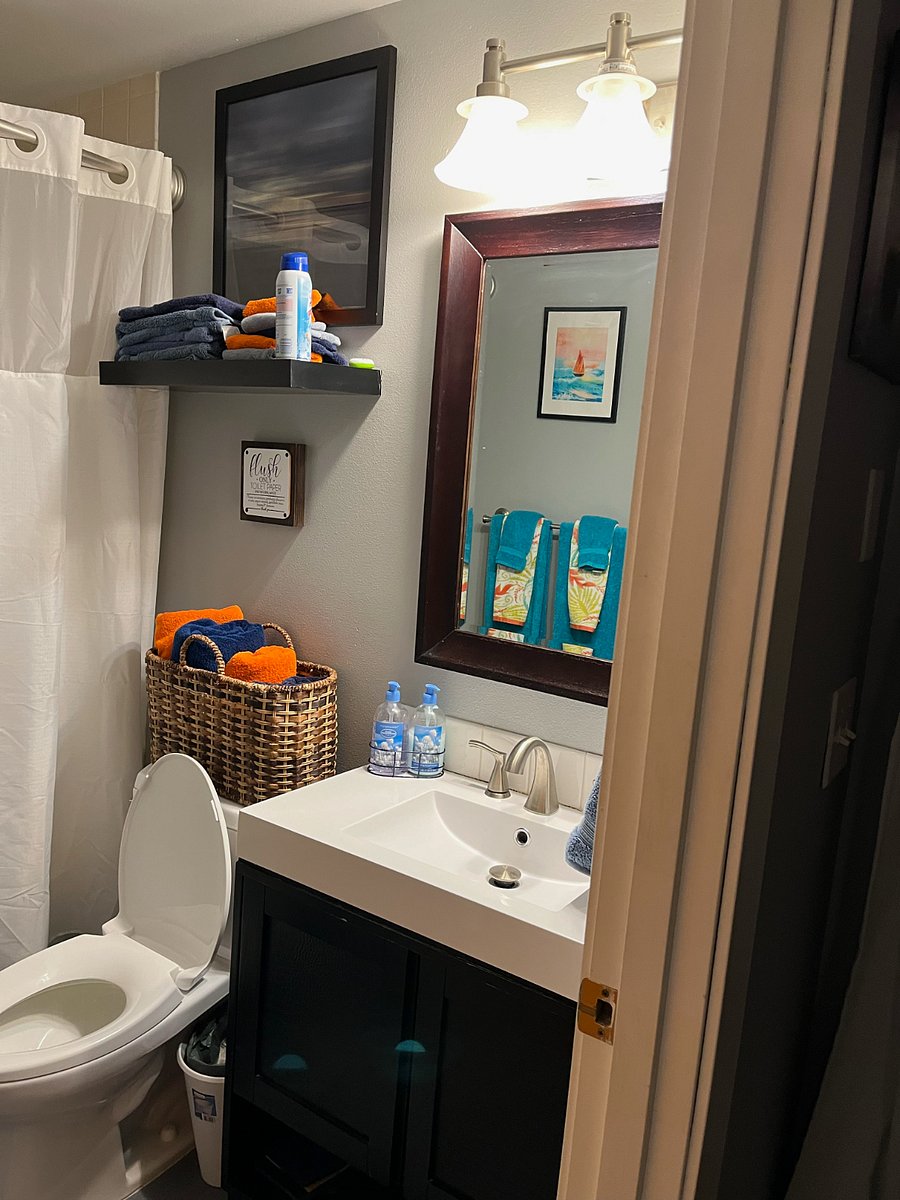 Bathroom equipped with hygiene products, blow dryer, and towels.
Laundry service provided weekly.