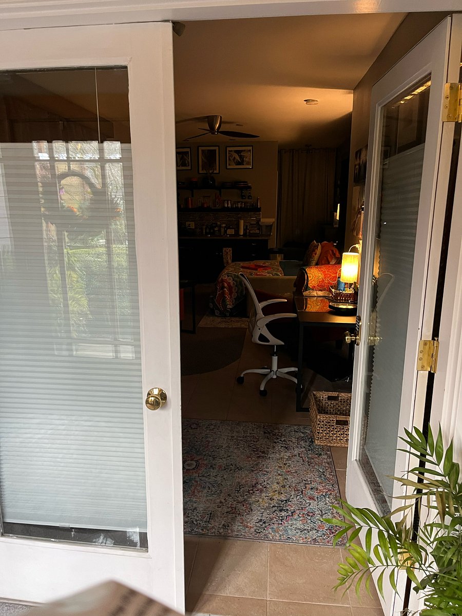 Private Entrance to Studio