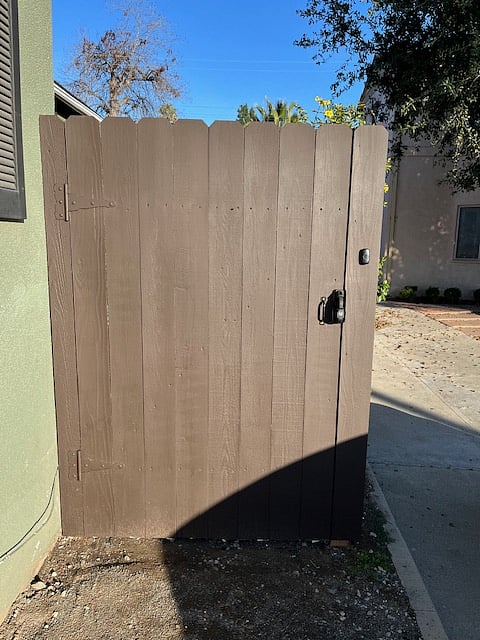 Private Entrance