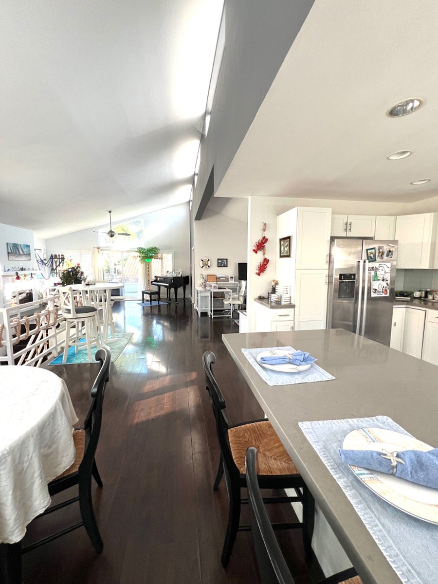 Furnished Finder property 652000_1 photo 5