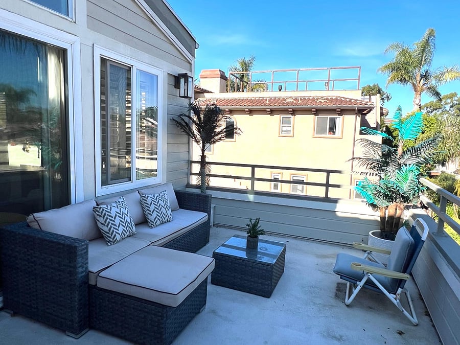 Furnished Finder property 652000_1 photo 7