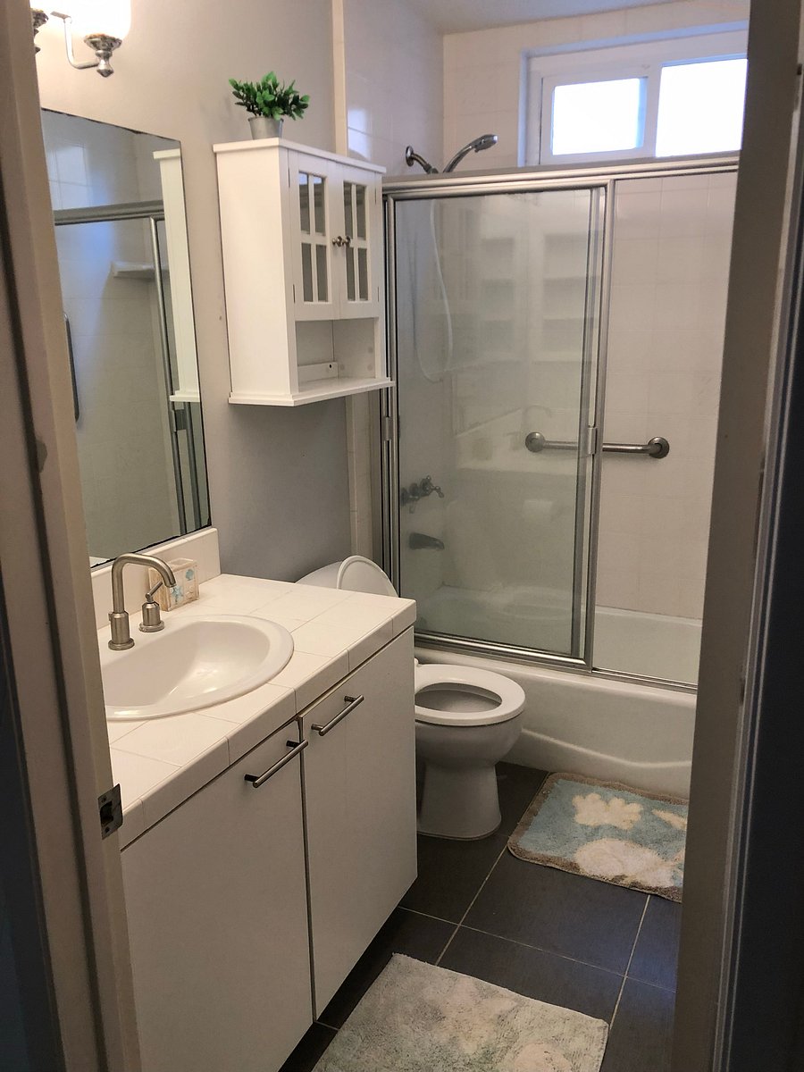 Furnished Finder property 652000_1 photo 6