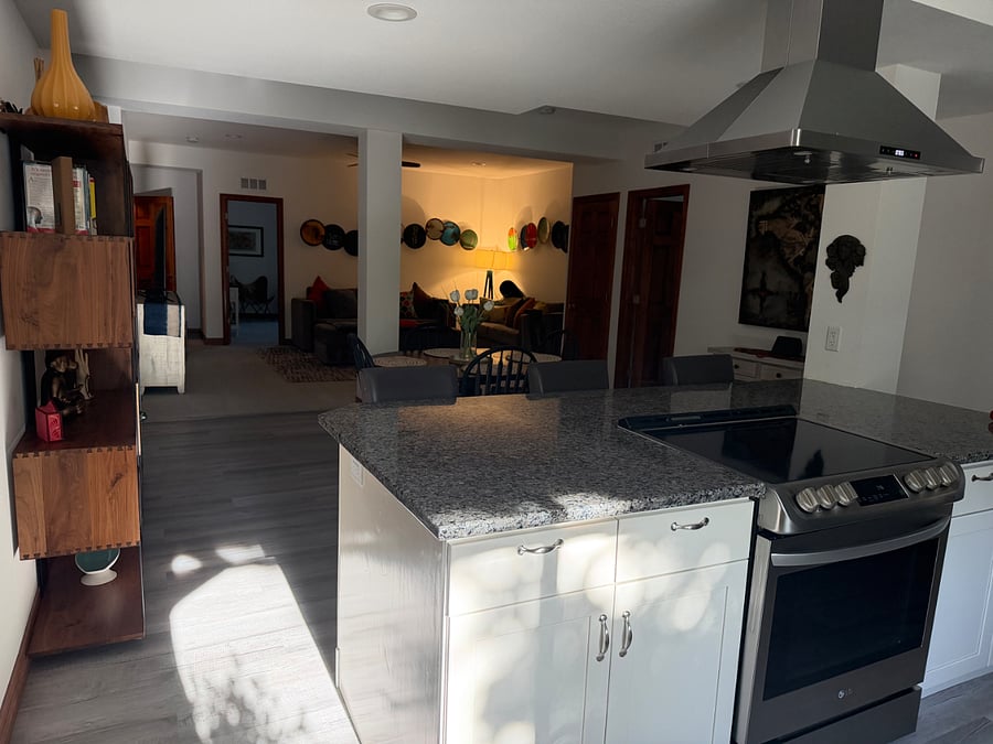 Furnished Finder property 652068_1 photo 16