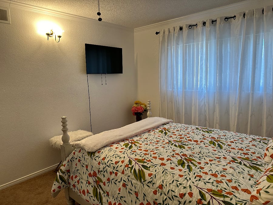 Furnished Finder property 652084_1 photo 3