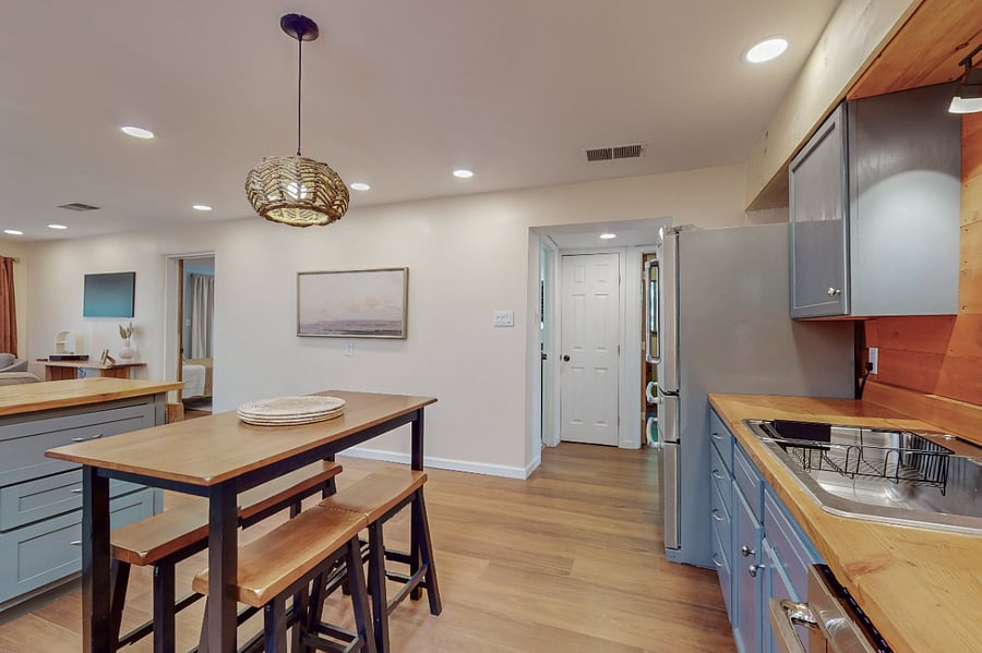 Furnished Finder property 652092_1 photo 22