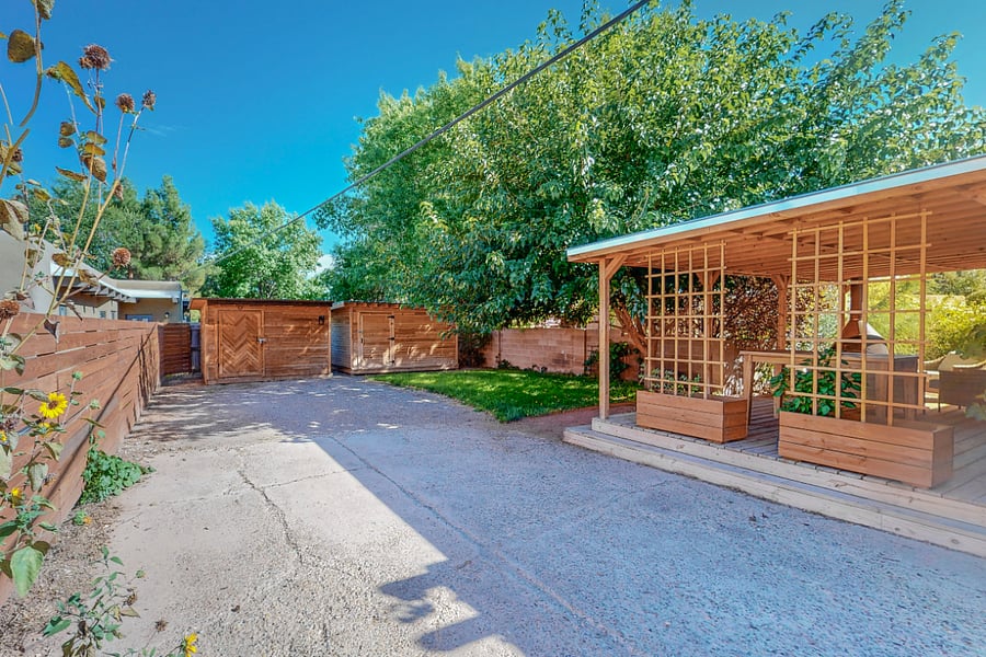 Furnished Finder property 652092_1 photo 25