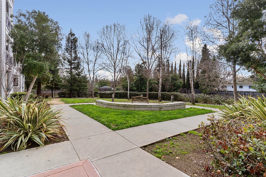 Furnished Finder property 652094_1 photo 23