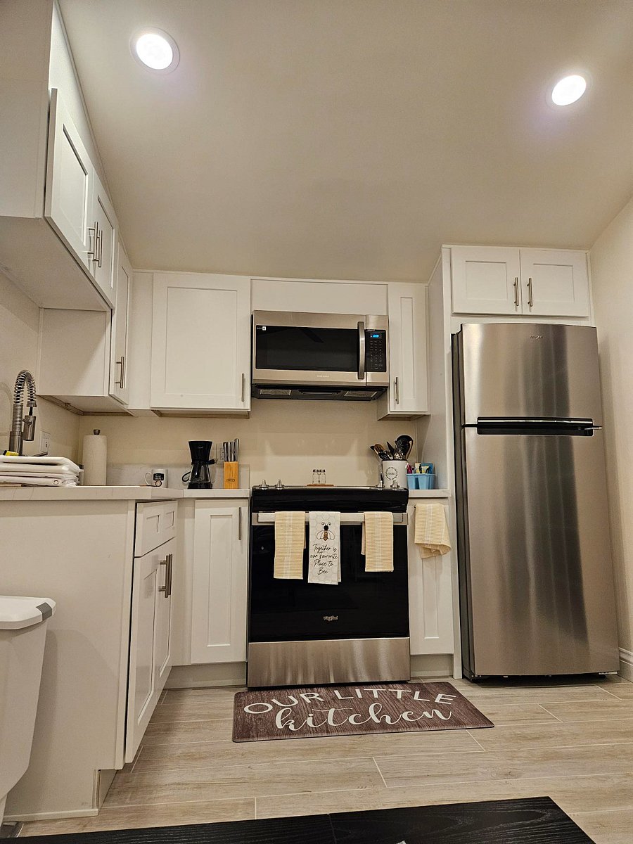 Furnished Finder property 652096_1 photo 3