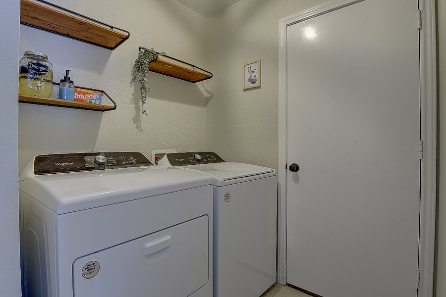 Furnished Finder property 652101_1 photo 27