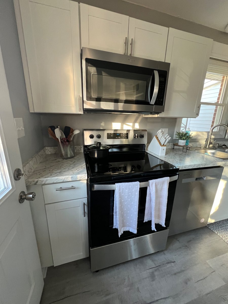 Furnished Finder property 652102_1 photo 7