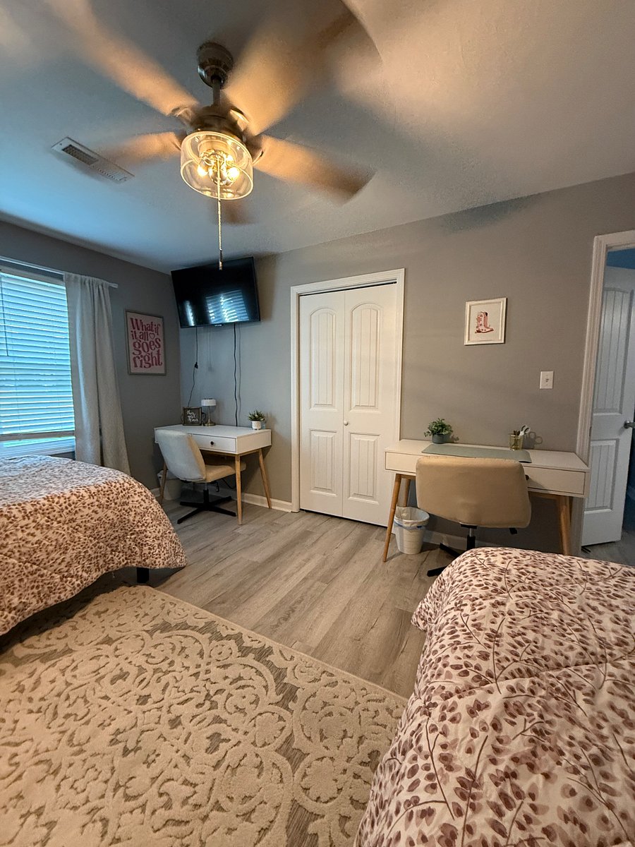 Furnished Finder property 652102_1 photo 23