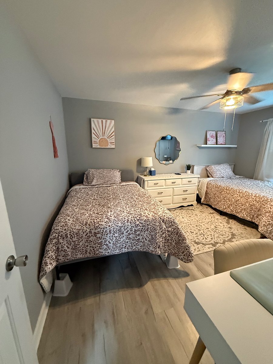 Furnished Finder property 652102_1 photo 24