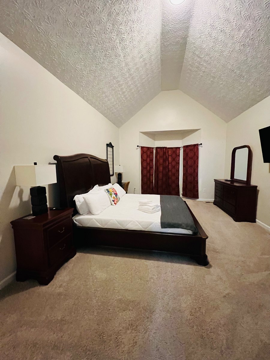 Furnished Finder property 652161_1 photo 12