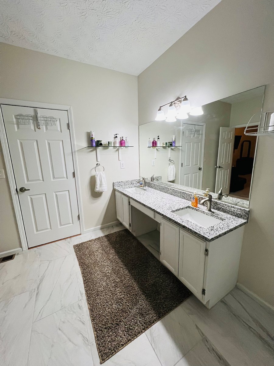 Furnished Finder property 652161_1 photo 18
