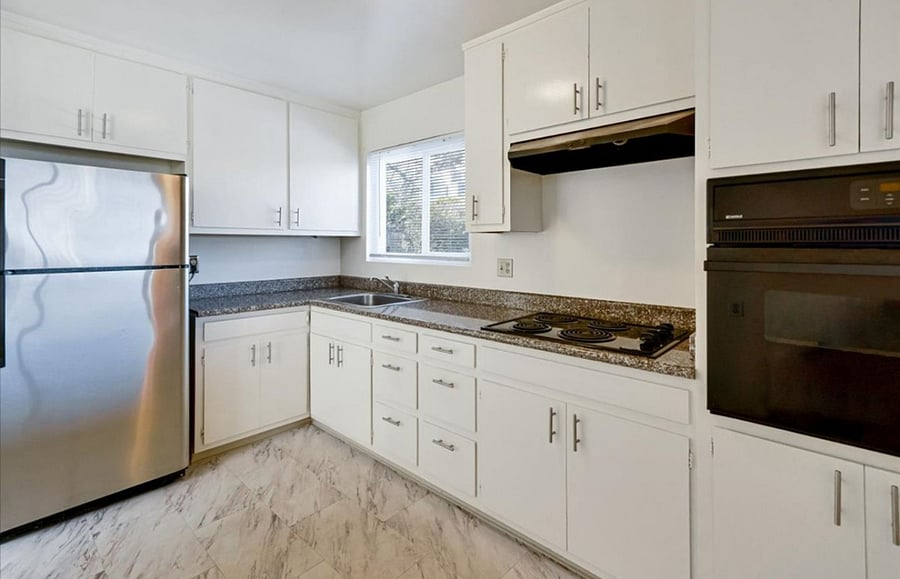 Furnished Finder property 652174_1 photo 7