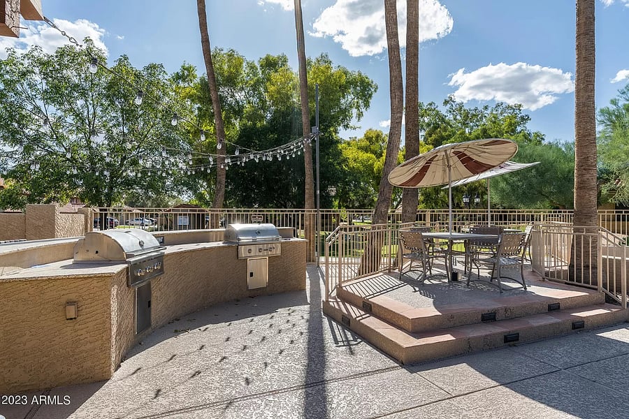 Grills and dining tables