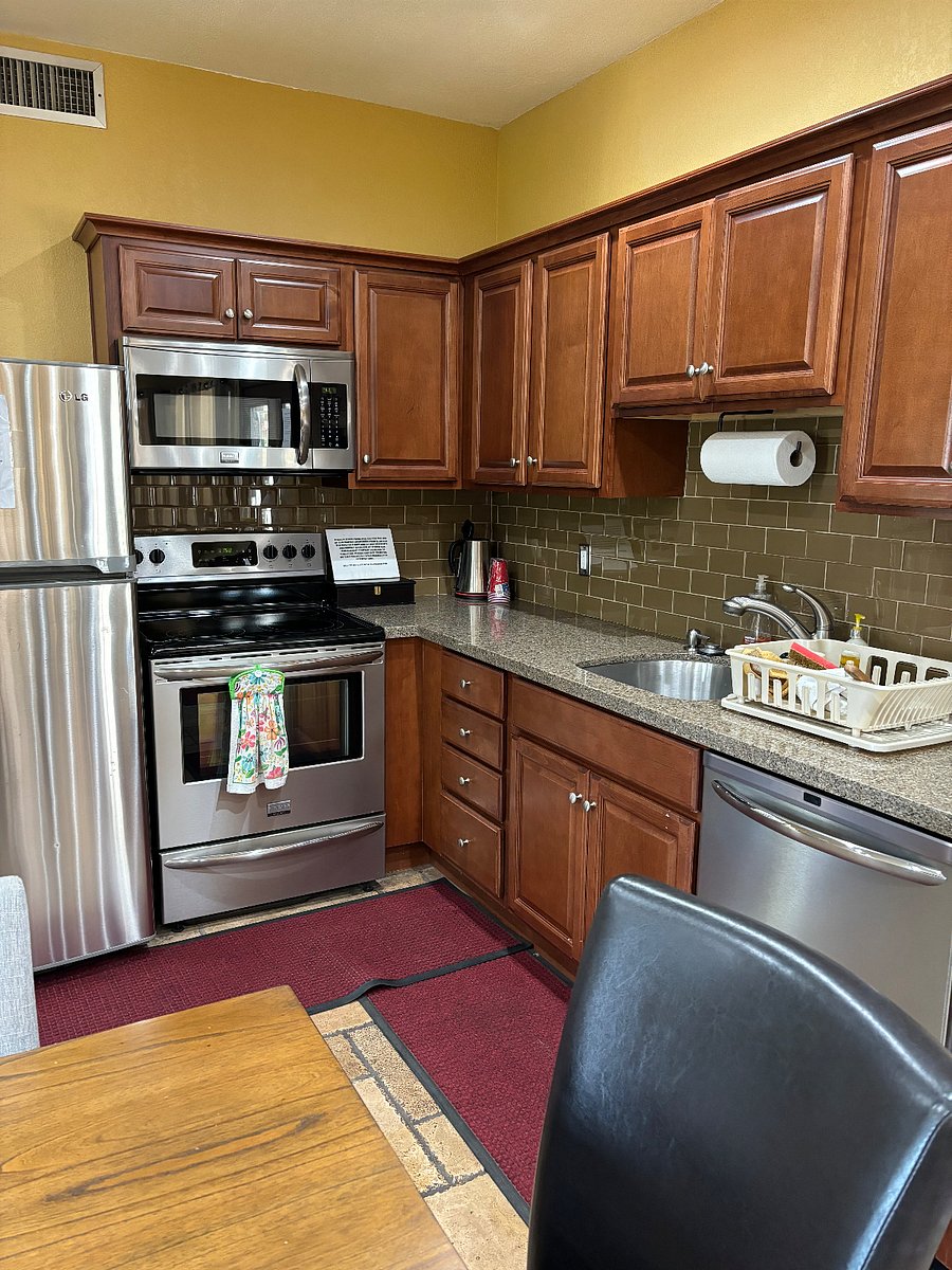 Clubhouse kitchen
