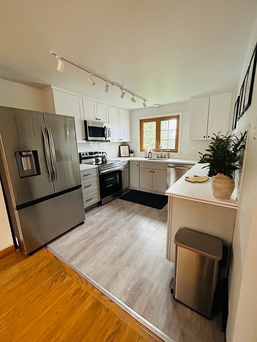 Furnished Finder property 652201_2 photo 13