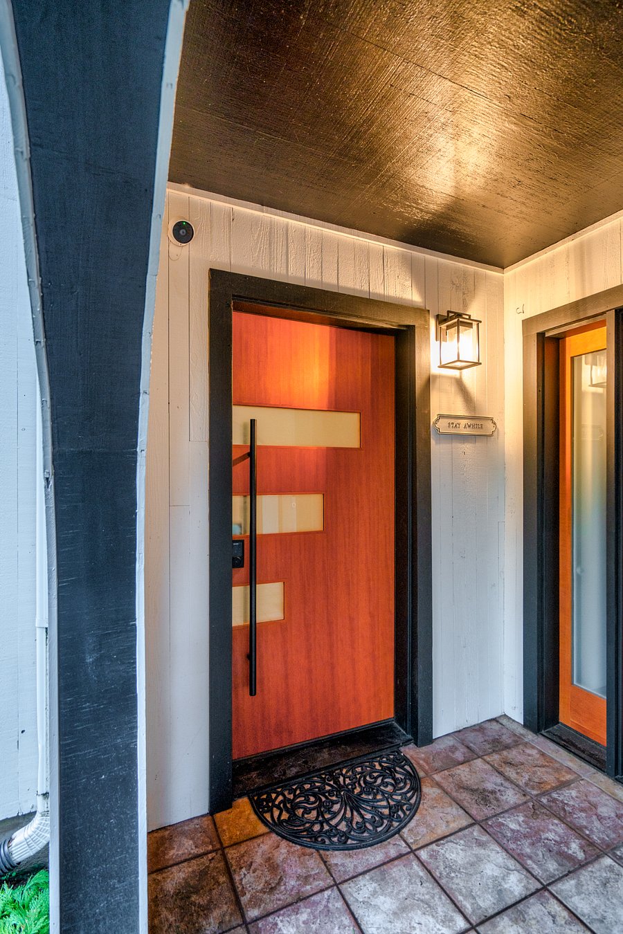 Private entrance to apartment.