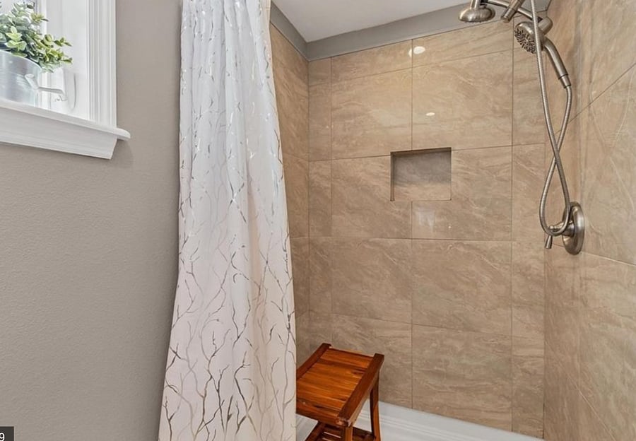 Furnished Finder property 652347_1 photo 14