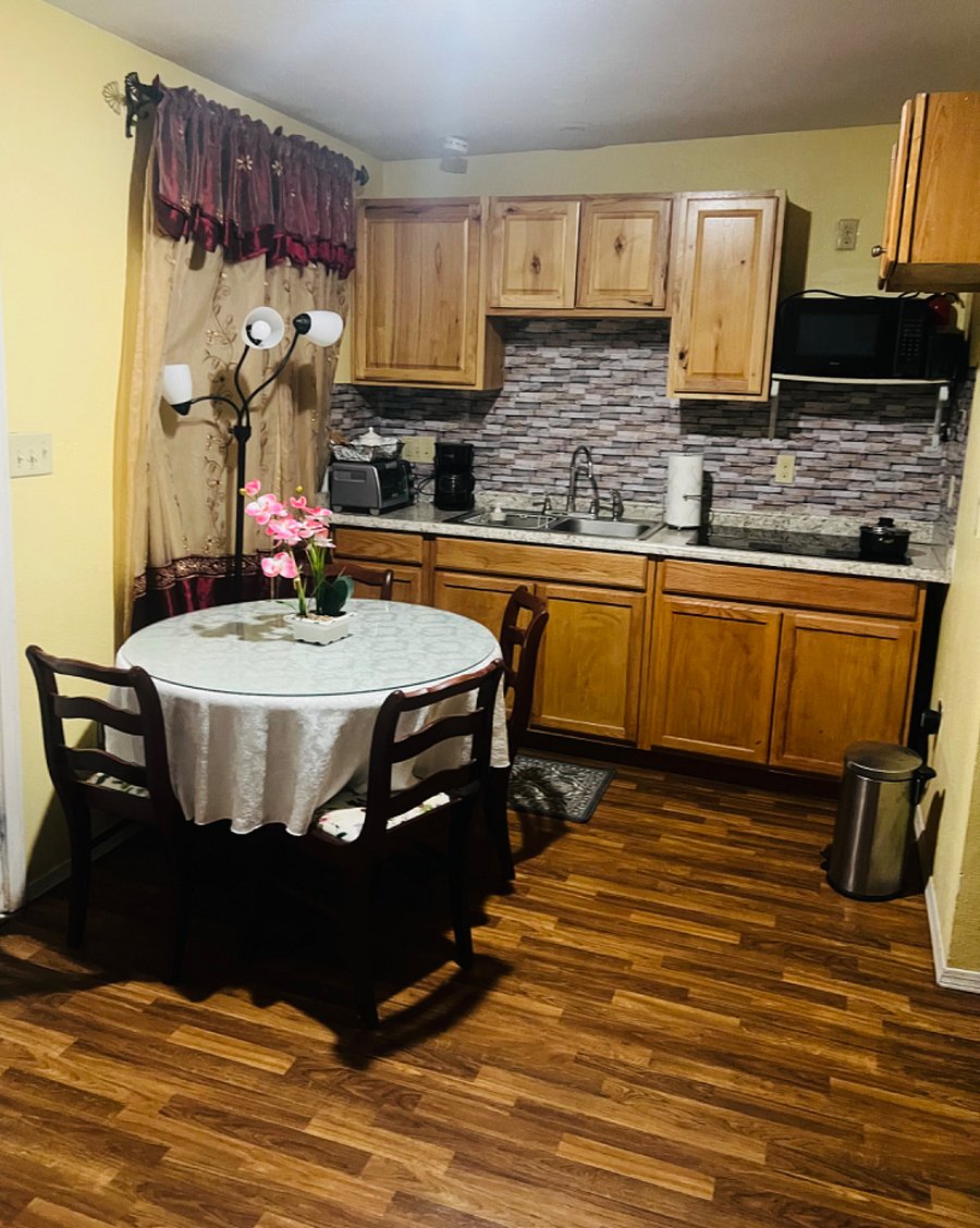 Furnished Finder property 652374_1 photo 9