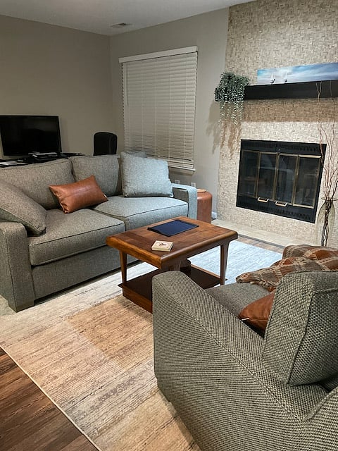 Furnished Finder property 652384_1 photo 4