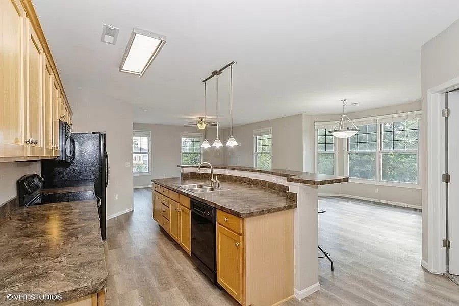 Furnished Finder property 652402_1 photo 5