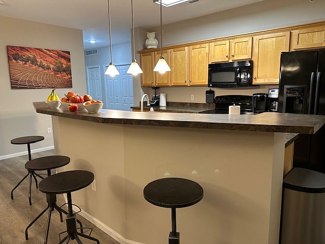 Furnished Finder property 652402_1 photo 6