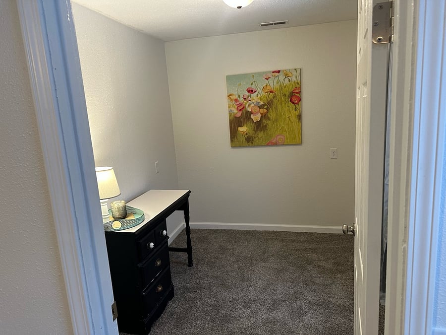 Furnished Finder property 652431_1 photo 8